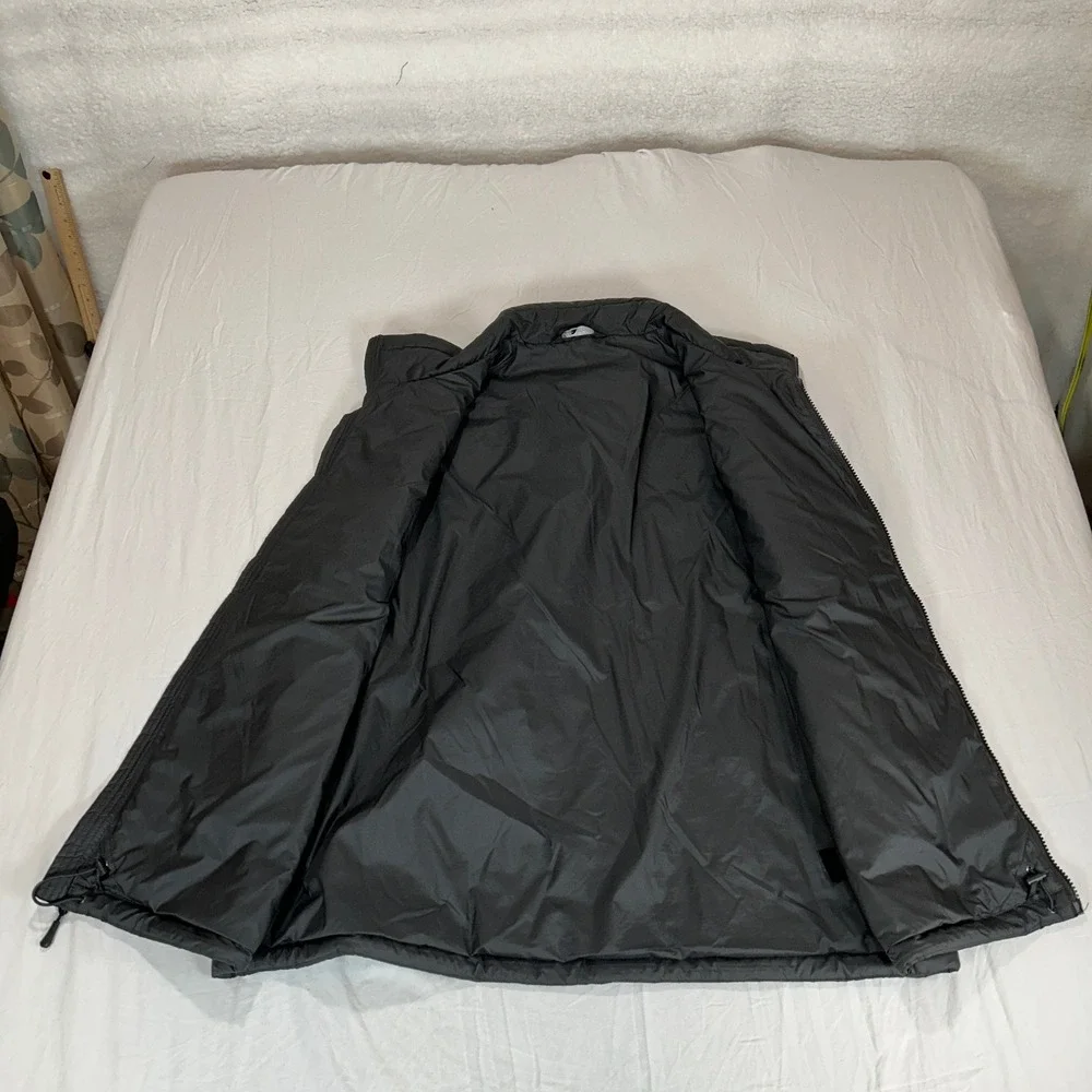 The North Face Mens Black Puffer Vest Full Zip Insulated Jacket Large NF0A3Y4K
